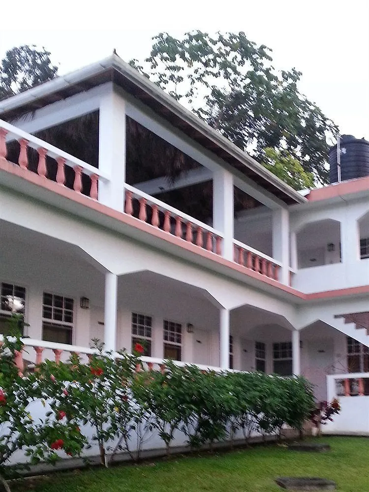 Polish Princess Guest House Port Antonio