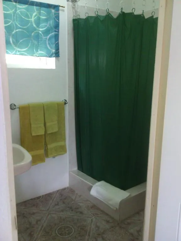Polish Princess Guest House Port Antonio