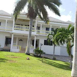  Apartment Coral Gardens Jamaica